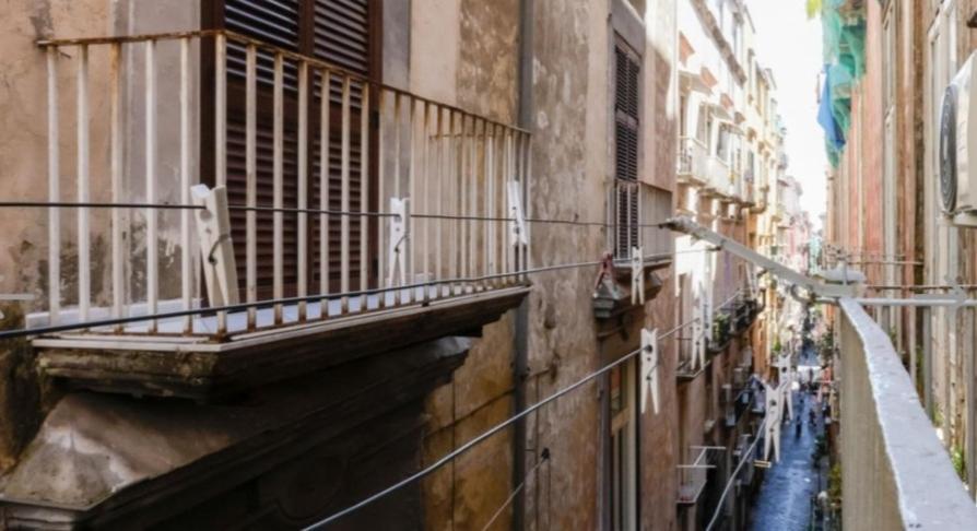 Apartment Casa Atri Spaccanapoli Centro Storico Naples